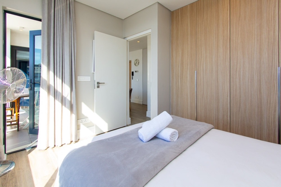 2 Bedroom Property for Sale in Sea Point Western Cape